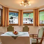 Pinzger Hotel
