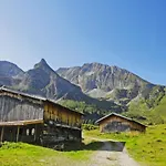 Hotel Pinzger